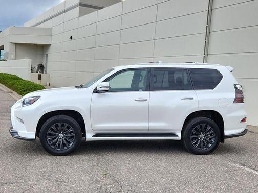 2023 Lexus GX 460 Base