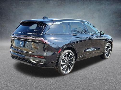 2025 Lincoln Nautilus Black Label