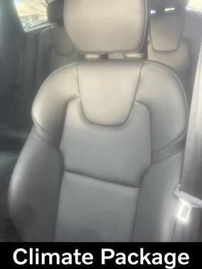 2025 Volvo XC60 B5 Core