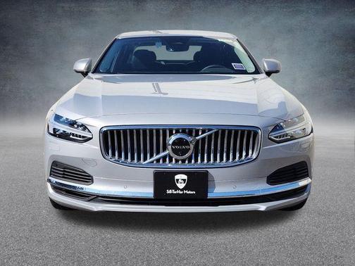 2024 Volvo S90 Recharge Plug-In Hybrid T8 Ultimate