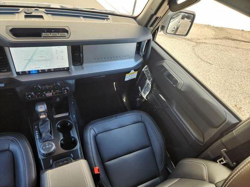 Avalanche Gray 2026 Ford Bronco Outer Banks