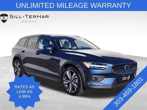2024 Volvo V60 Cross Country B5 Plus