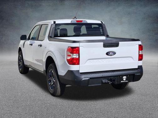 Oxford White 2026 Ford Maverick XLT