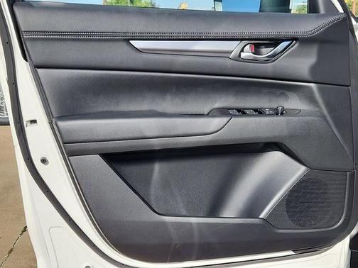 2025 Mazda CX-5 Select