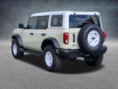 Desert Sand 2026 Ford Bronco Heritage Edition