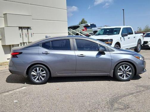 2020 Nissan Versa 1.6 SV
