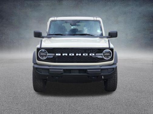 Desert Sand 2026 Ford Bronco Big Bend