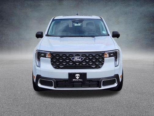 Space White Metallic 2026 Ford Maverick Lariat