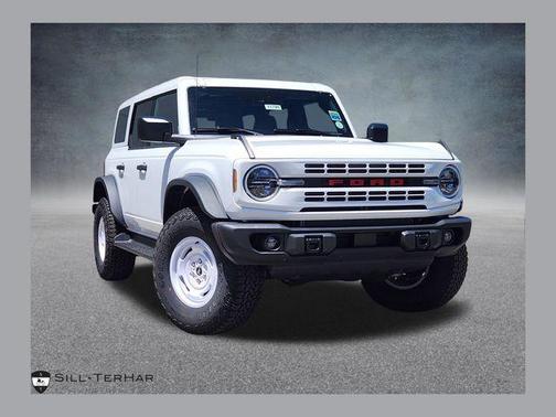 Oxford White 2026 Ford Bronco Heritage Edition