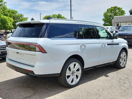 2025 Lincoln Navigator Black Label