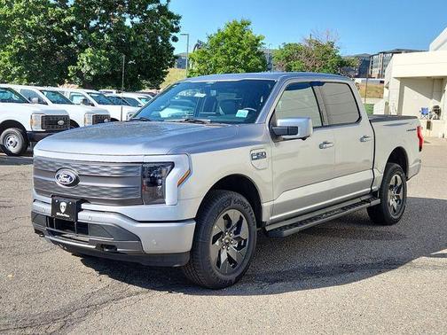 2025 Ford F-150 Lightning LARIAT
