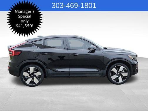 2024 Volvo C40 Recharge Pure Electric Twin Plus