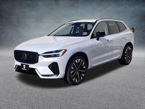 2026 Volvo XC60 B5 Ultra