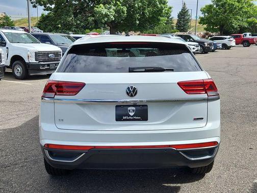 2022 Volkswagen Atlas Cross Sport 2.0T SE w/Technology