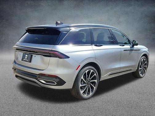 2025 Lincoln Nautilus Black Label