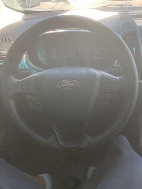 2021 Ford Edge SE