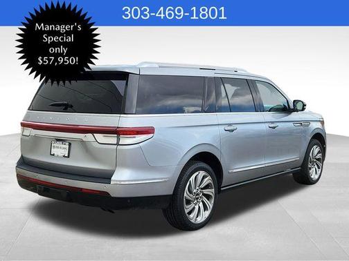 2023 Lincoln Navigator L Reserve