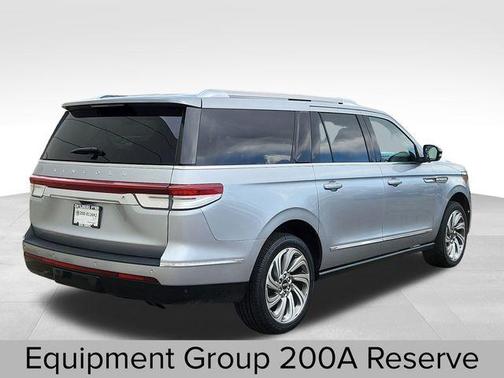 2023 Lincoln Navigator L Reserve