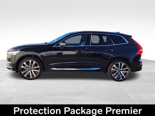 2023 Volvo XC60 B5 Ultimate Bright Theme