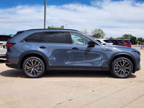 2025 Mazda CX-70 PHEV Premium Plus Package