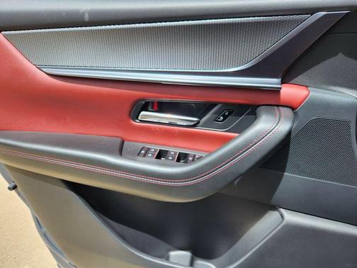 2025 Mazda CX-70 PHEV Premium Plus Package