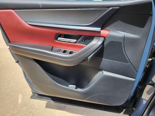 2025 Mazda CX-70 PHEV Premium Plus Package