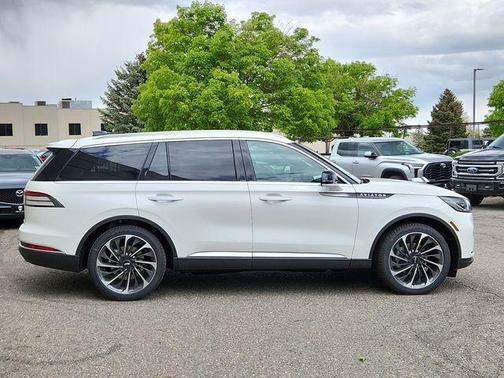 2025 Lincoln Aviator Reserve AWD