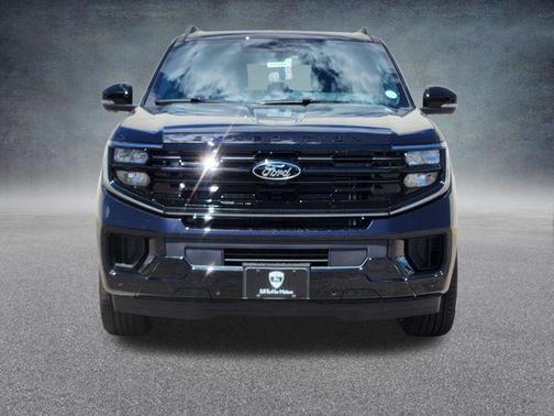 Agate Black Metallic 2026 Ford Expedition Max Platinum