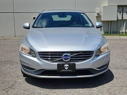 2016 Volvo V60 T5 Premier