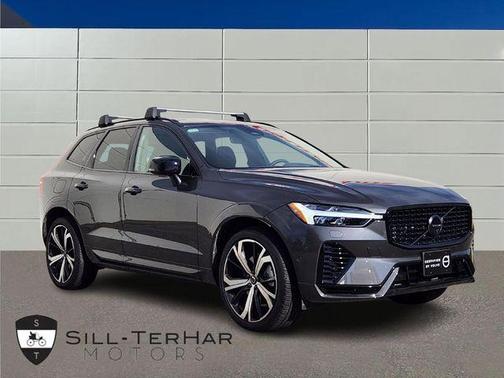 2024 Volvo XC60 Recharge Plug-In Hybrid T8 Ultimate Dark Theme
