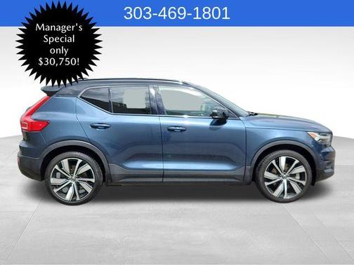 2022 Volvo XC40 Recharge Pure Electric P8 Twin Ultimate