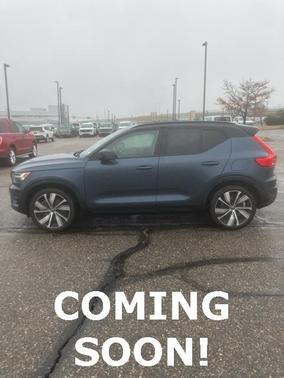 2022 Volvo XC40 Recharge Pure Electric P8 Twin Ultimate