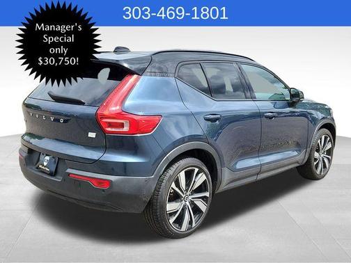 2022 Volvo XC40 Recharge Pure Electric P8 Twin Ultimate