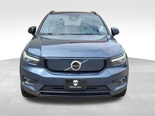2022 Volvo XC40 Recharge Pure Electric P8 Twin Ultimate