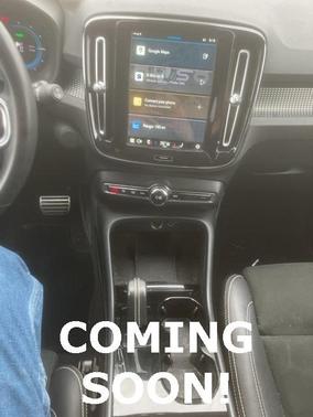 2022 Volvo XC40 Recharge Pure Electric P8 Twin Ultimate