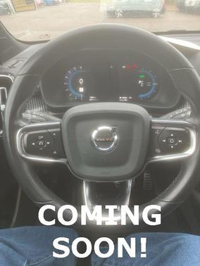 2022 Volvo XC40 Recharge Pure Electric P8 Twin Ultimate