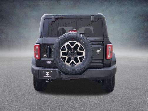 Shadow Black 2026 Ford Bronco Outer Banks