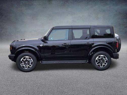Shadow Black 2026 Ford Bronco Outer Banks