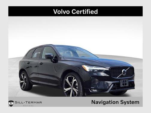2023 Volvo XC60 B6 Ultimate Dark Theme