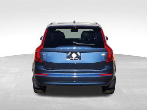 2023 Volvo XC90 Recharge Plug-In Hybrid T8 Plus Bright Theme 7 Passenger