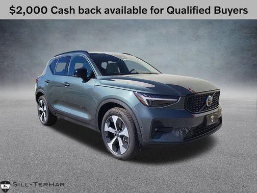 2026 Volvo XC40 B5 Plus