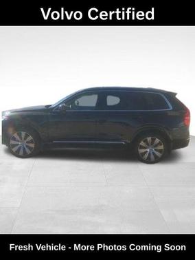 2023 Volvo XC90 B6 Ultimate 6-Seater