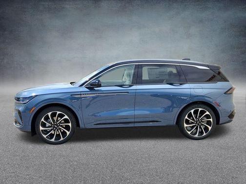 2025 Lincoln Nautilus Black Label