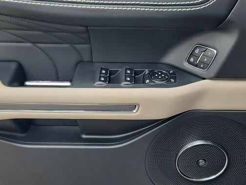 2024 Ford Expedition Max Platinum