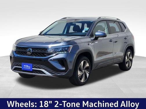 Platinum Gray Metallic 2024 Volkswagen Taos 1.5T SE