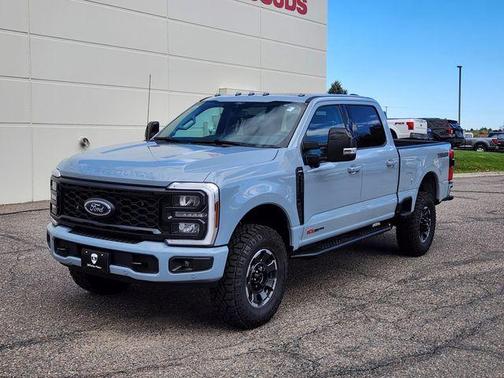 2024 Ford F-350 Lariat Super Duty