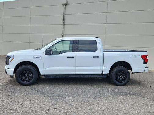 2025 Ford F-150 Lightning XLT