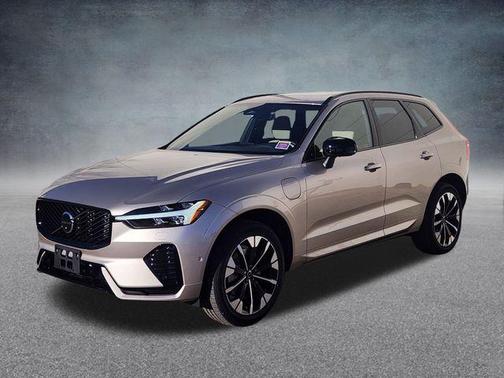 2026 Volvo XC60 Plug-In Hybrid T8 Plus