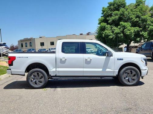 2025 Ford F-150 Lightning Flash