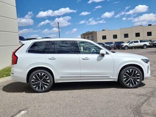 2025 Volvo XC90 B6 Ultra